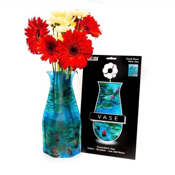MODGY Claude Monet Water Lilies expandable flower vase - Picture 2 of 7